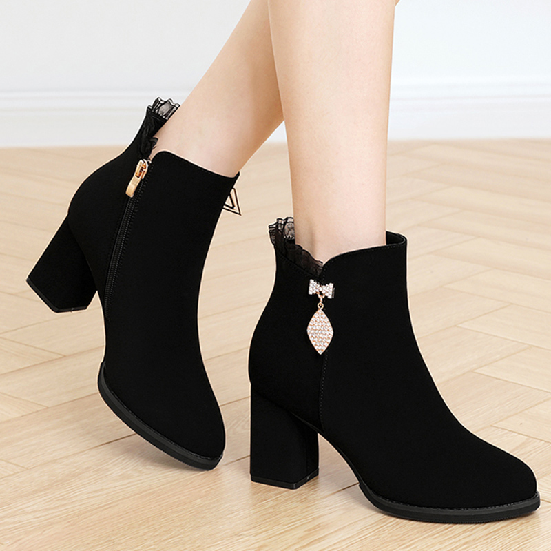 磨砂粗跟短靴女2025年秋冬新款气质百搭绒面高跟鞋中年妈妈及踝靴