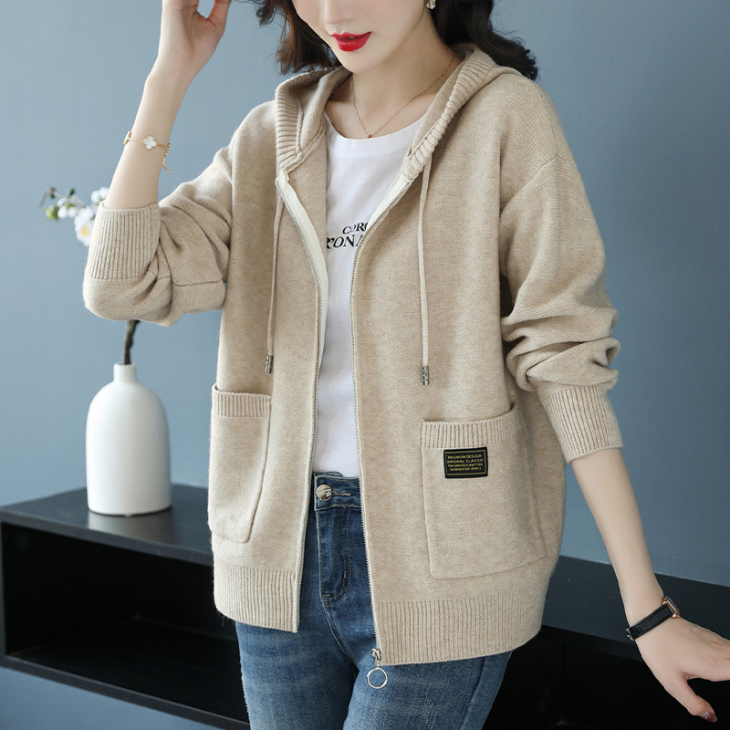 时尚女开衫毛衣洋气外搭外套针织连帽带帽2025韩版短款春秋新款