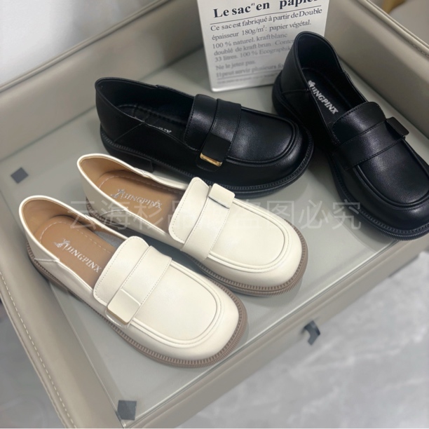 新款复古港风软底软面乐福鞋休闲春季时尚软底复古女鞋圆头舒适