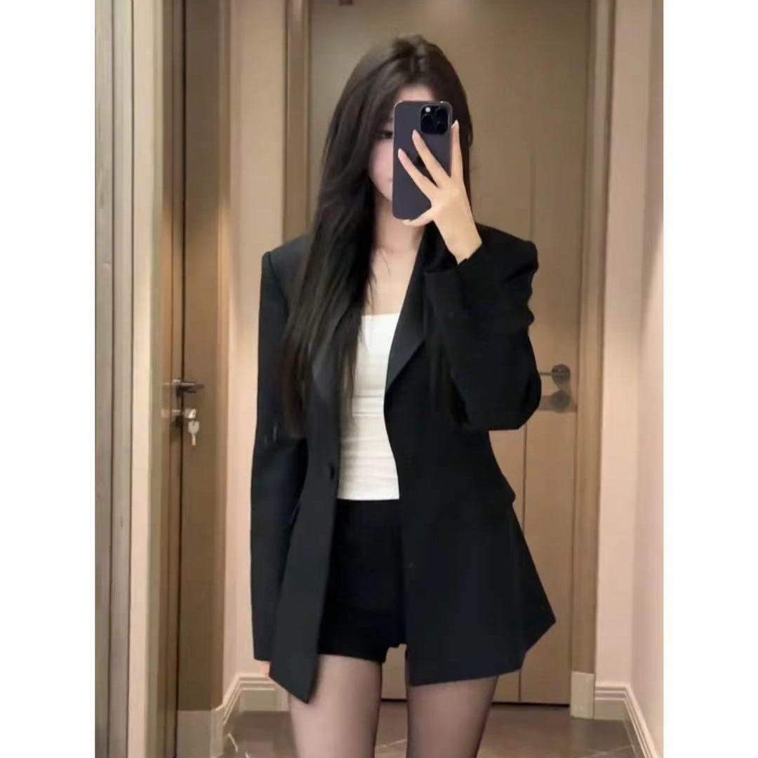 小西装外套女秋季新款高端气质时尚休闲黑色显瘦小西服设计感上衣