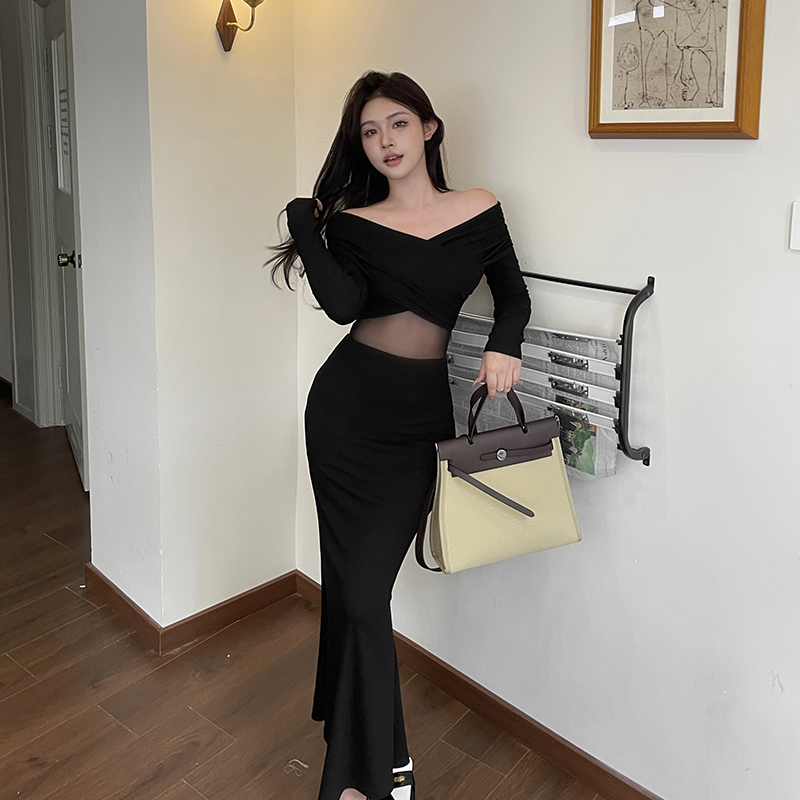 黑色长袖一字肩连衣裙女时尚辣妹网纱露腰拼接御姐气质修身包臀裙