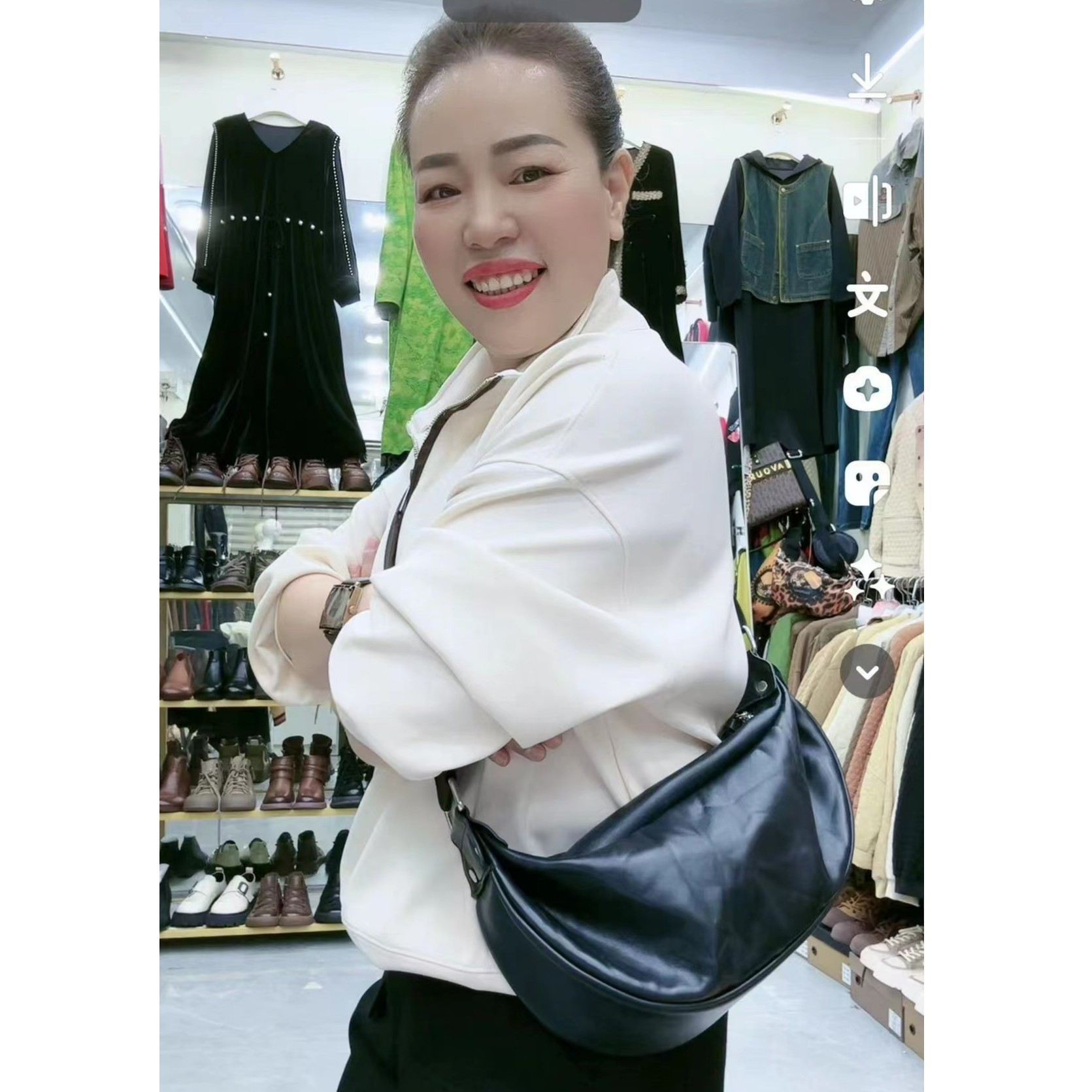 黑色单肩牛皮包真皮月牙斜跨休闲大容量做旧气质女士简约百搭潮流