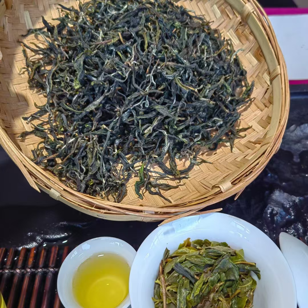 昔归岩韵！临沧小班章，霸气兰香，古树韵长！2022年散料品鉴茶叶