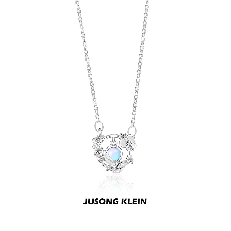 Jusong klein 钛钢项链 时髦好物蝴蝶项链女轻奢感百搭星球锁骨链
