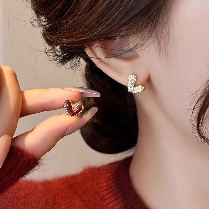 红色爱心耳环轻奢高级感闪钻绝美耳钉小众设计过年爆款耳饰女4670