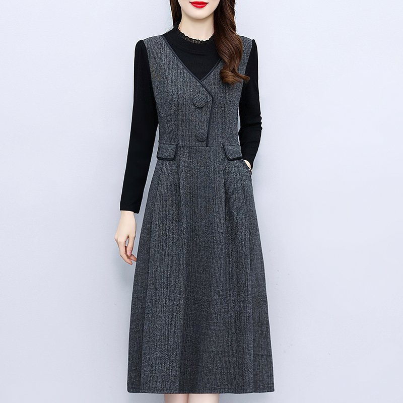 假两件加厚打底配大衣连衣裙子女秋冬新款中长遮肚洋气时尚