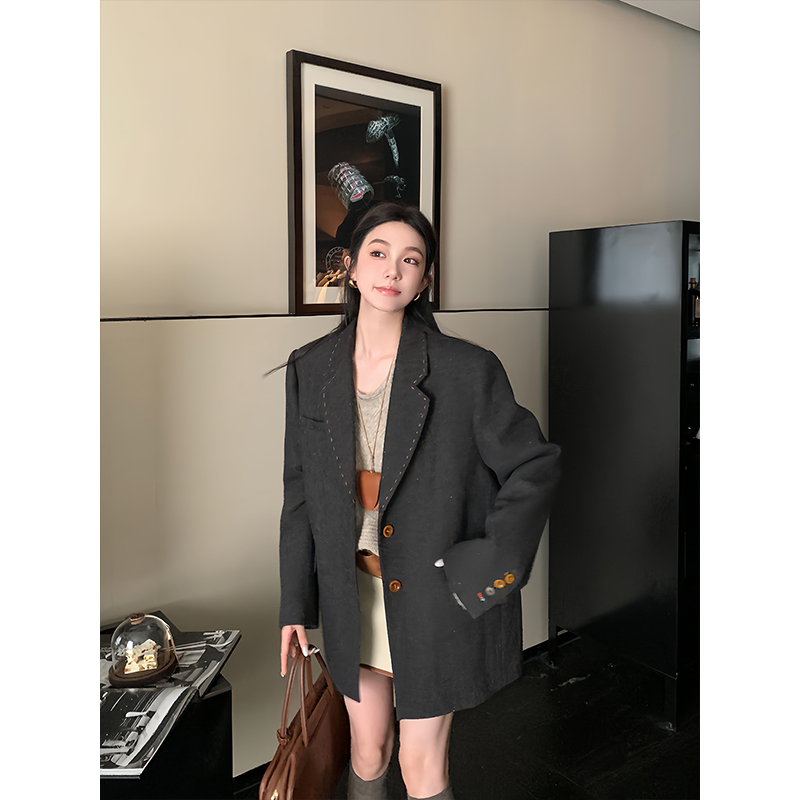 秋季新款韩系小众设计感灰色西装外套翻领廓形宽松休闲西服上衣女