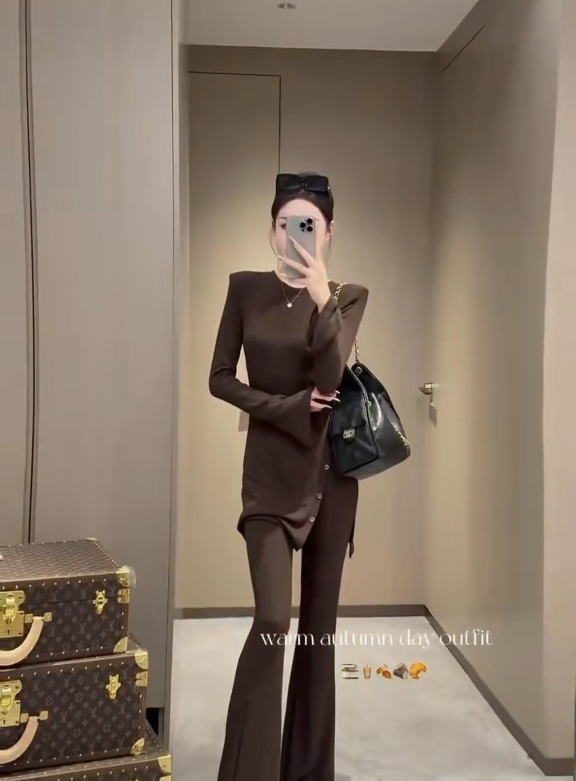 2025年秋冬季新款休闲净版纯色上衣裤子两件套