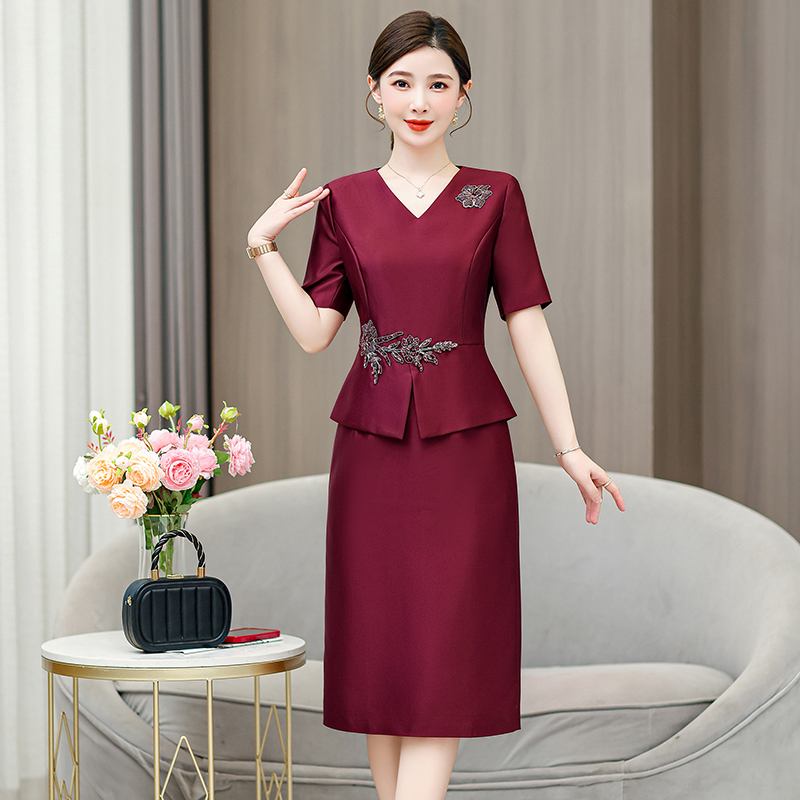 妈妈婚宴礼服敬酒服喜婆婆连衣裙中年婆婆高级感洋气喜庆结婚裙子