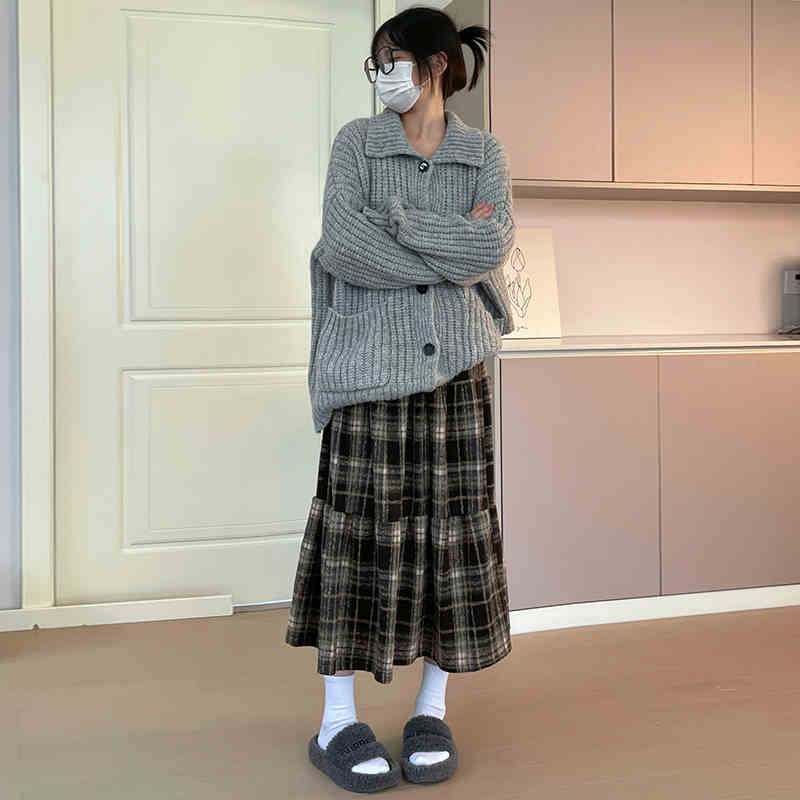 红色格子半身裙女休闲中长裙时尚秋季2025新款高腰显瘦a字蛋糕裙