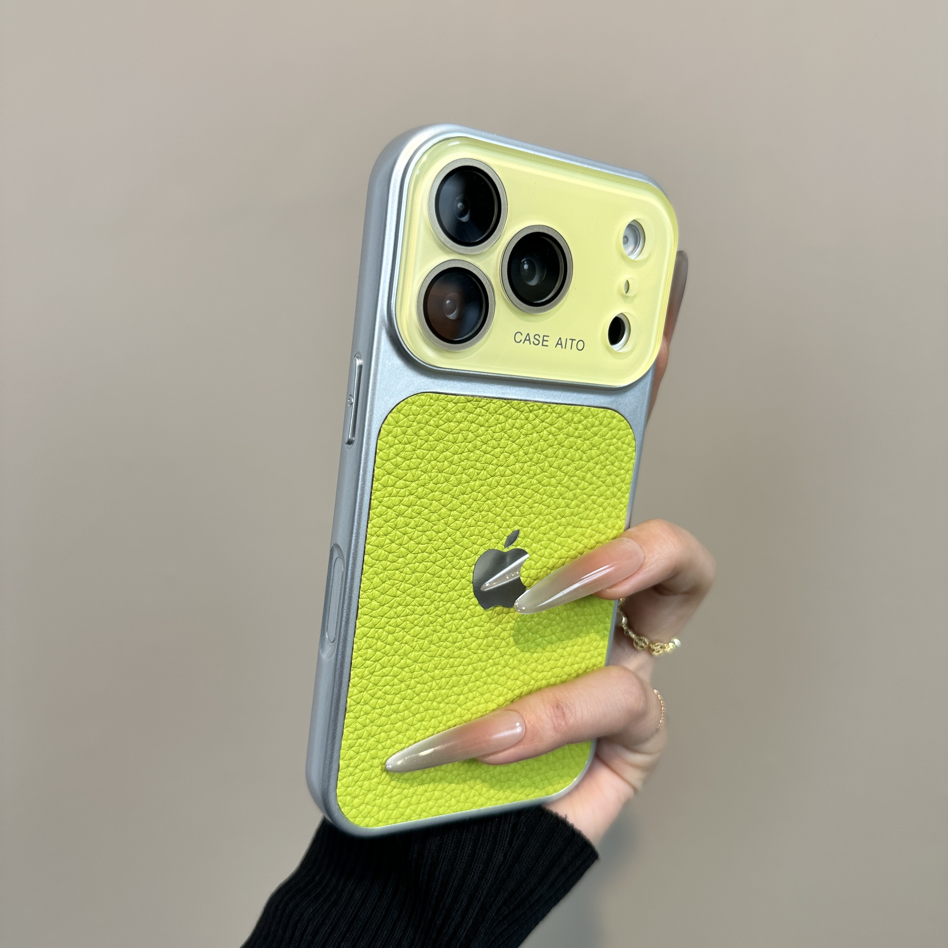 高级荔枝皮纹大视窗带镜头膜手机壳适用苹果16/17promax简约15/14