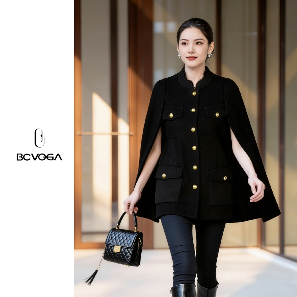 BAISI/百丝黑色斗篷式外套秋冬新款金扣装饰羊毛呢气质通勤披肩款