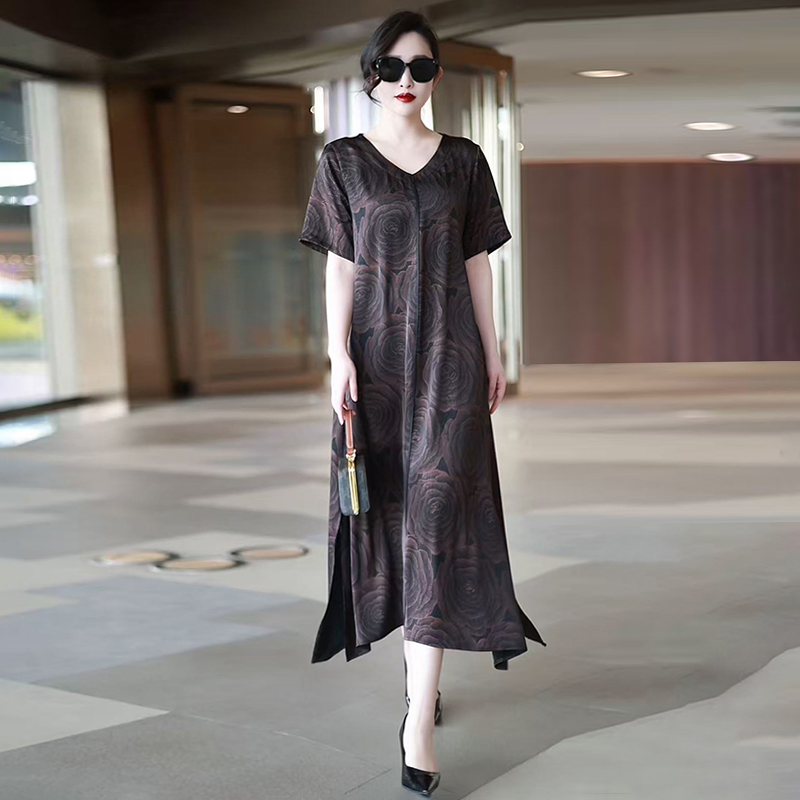 H夏季经典高端阔太太国风复古时尚连衣裙宽松大码真丝200斤长裙