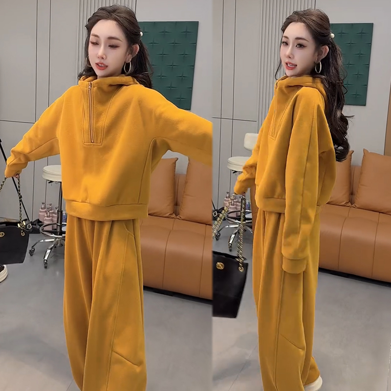 2025秋季新款时尚显瘦气质网红高档洋气女高级百搭宽松大码两件套