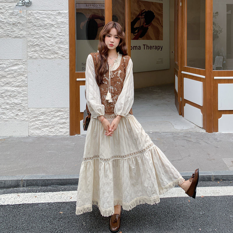 法式复古度假风镂空马甲连衣裙2025春秋新款优雅气质温柔风套装裙