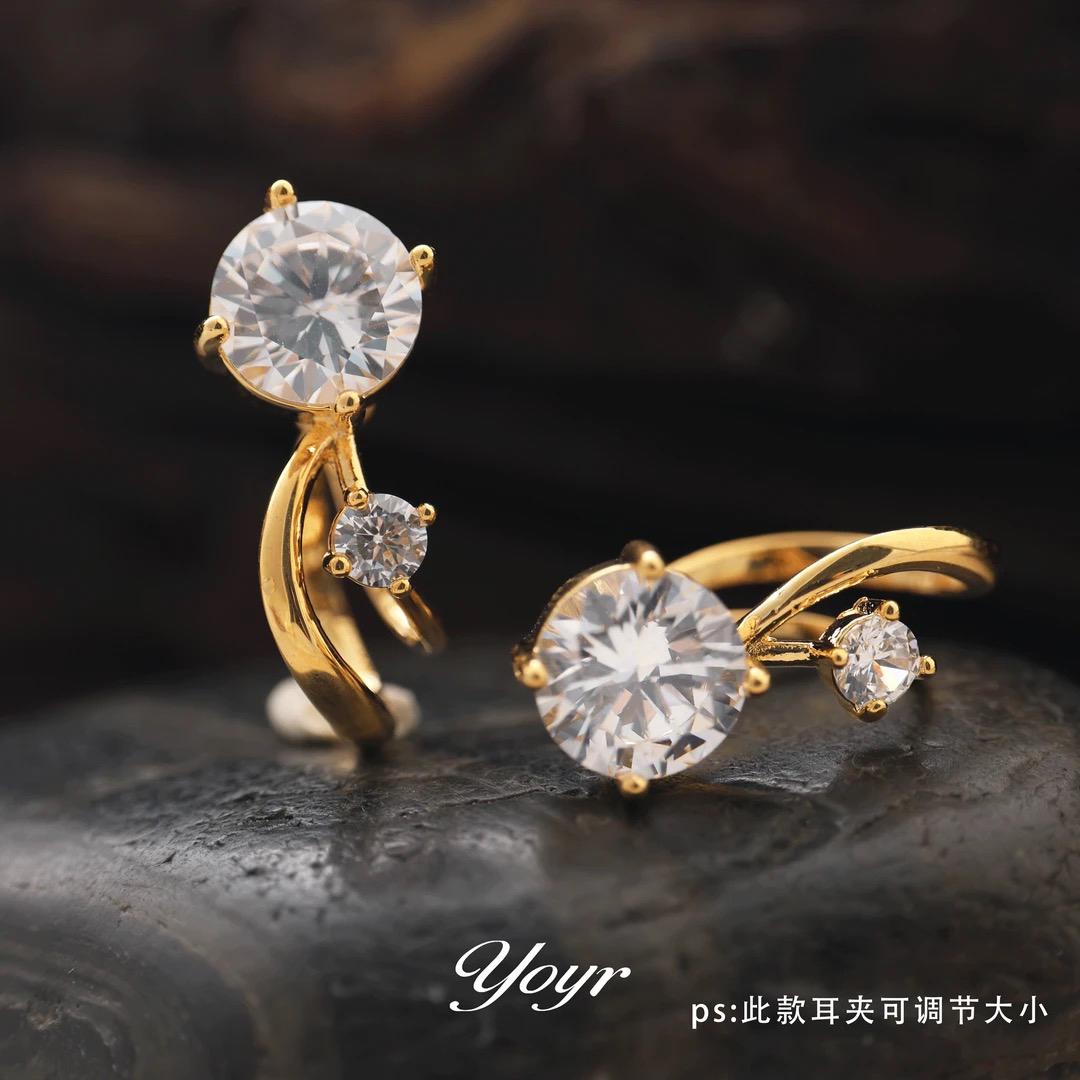 YOYR 铜合金耳饰 音符耳骨夹 小众少女感锆钻耳骨夹无耳洞耳饰