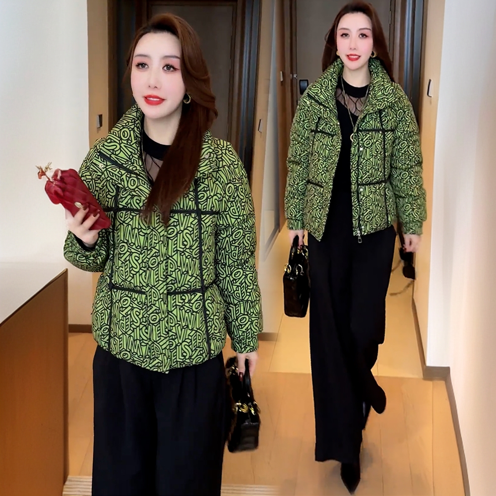 时尚短款羽绒棉服女冬季洋气质显瘦加厚保暖立领百搭印花棉衣外套
