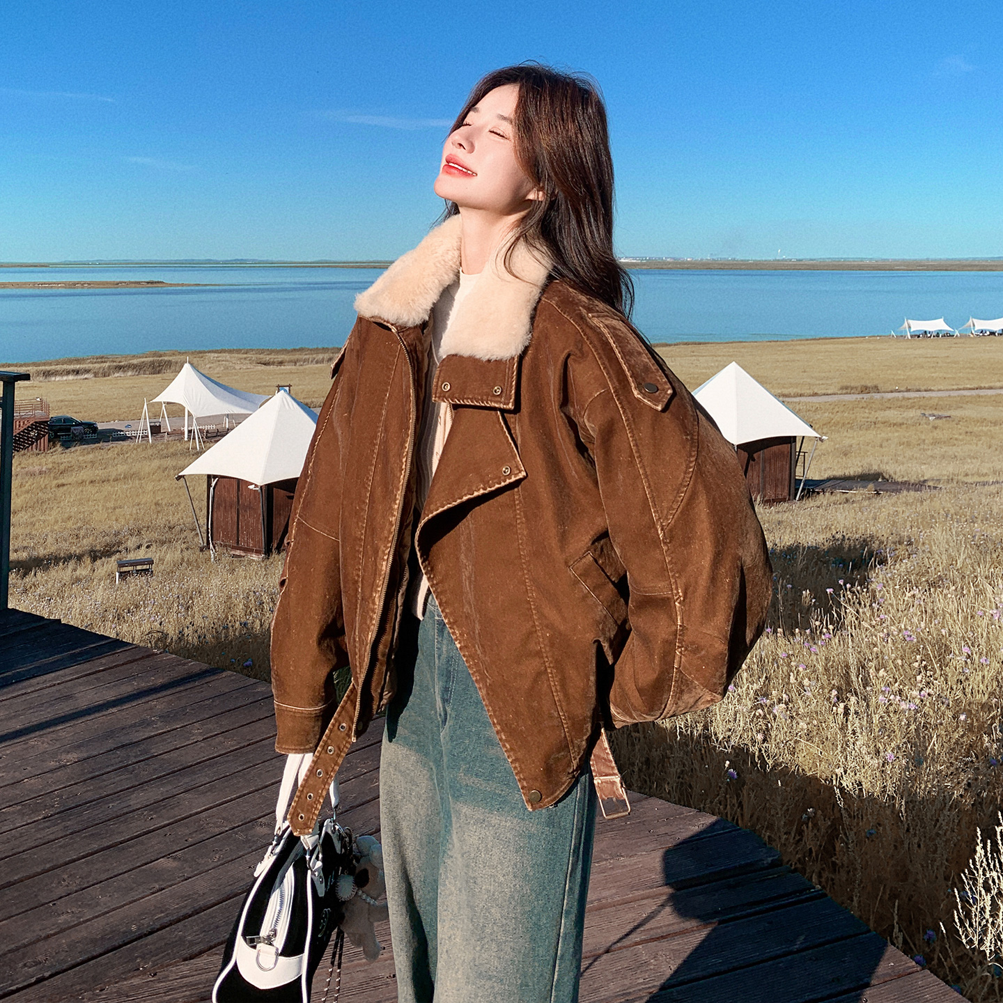 咖色工装羽绒服女2025冬季新款美拉德巨好看的90白鸭绒洋气厚外套