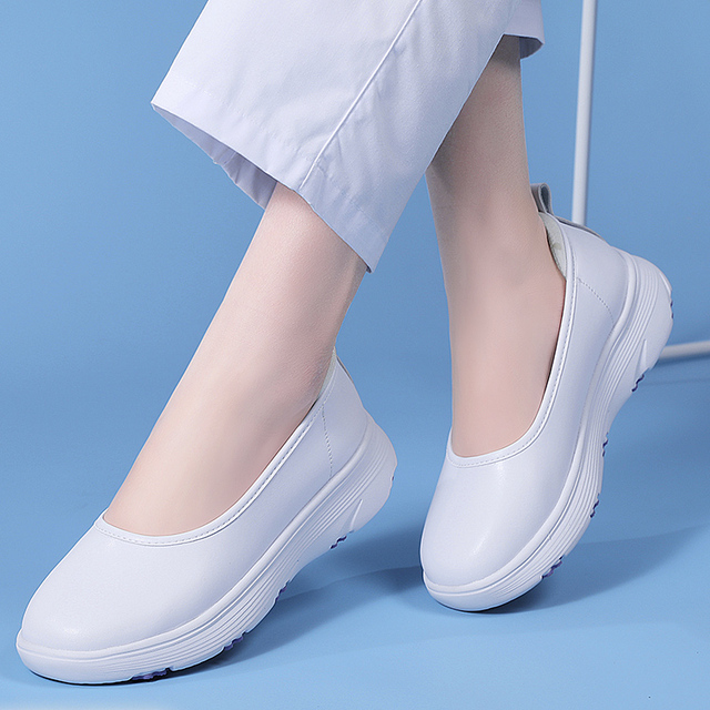 石登护士鞋女式黑色真皮舒适软底透气不累脚春夏平底鞋防滑白色鞋