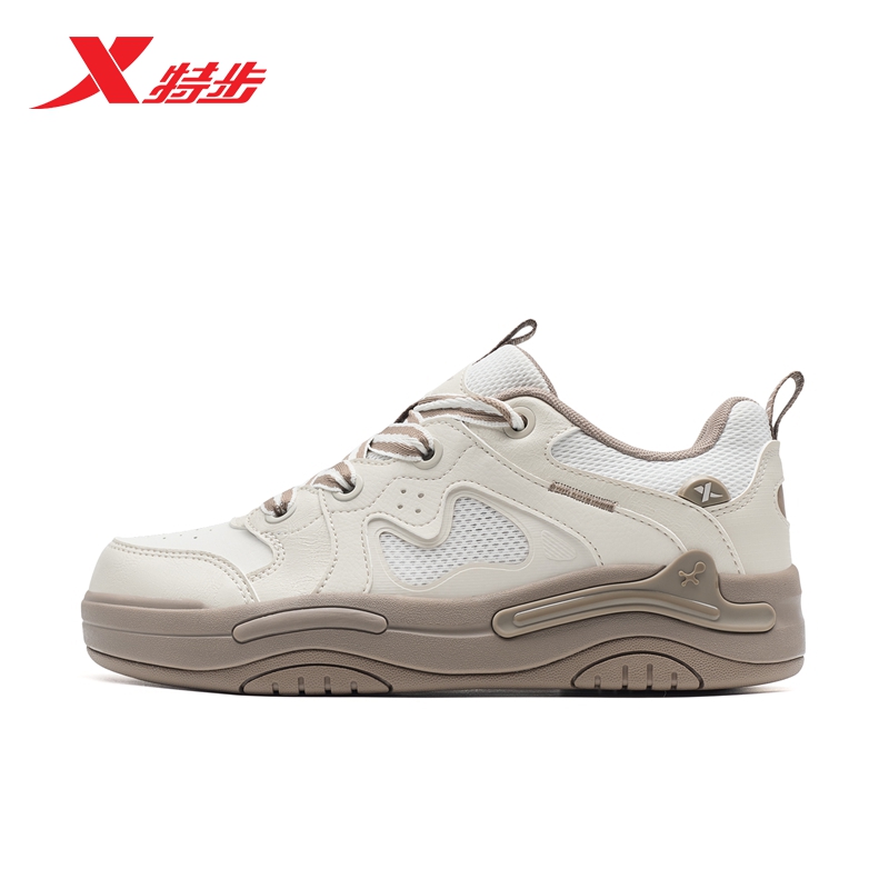 特步海贝板鞋女2025秋季新款革网低帮休闲运动小白鞋975318310014