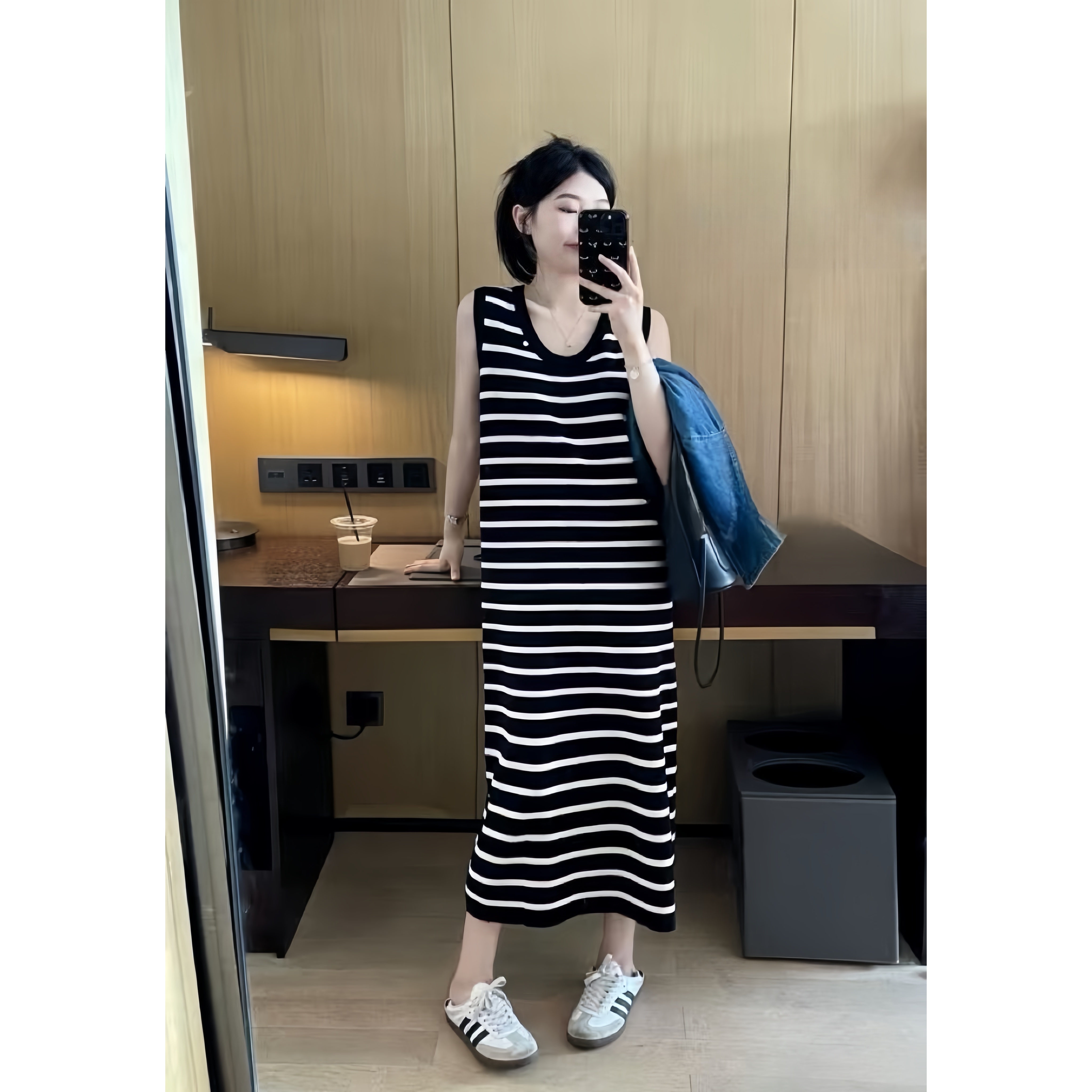 时尚法式高级感显瘦百搭无袖针织连衣裙女夏季爆款显瘦宽松背心裙