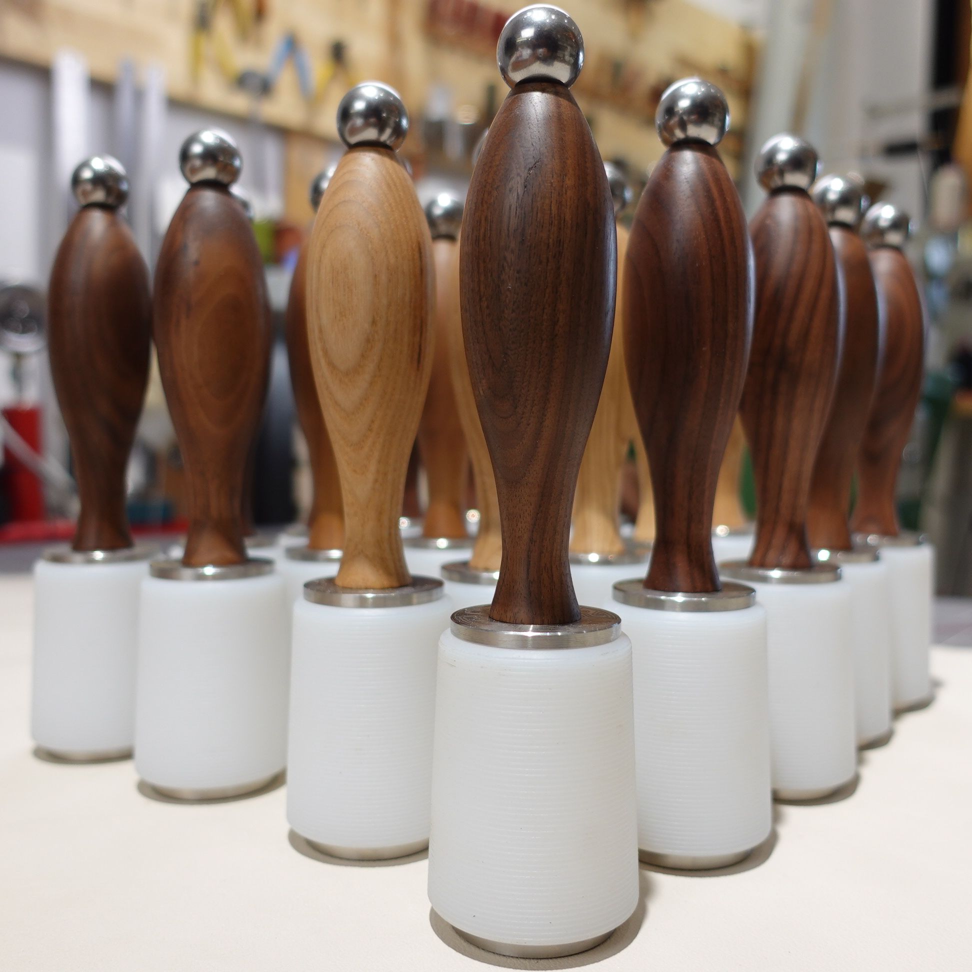 手工皮雕锤 老白设计 锥形防滑锤头带配重 进口pp尼龙 握感舒适