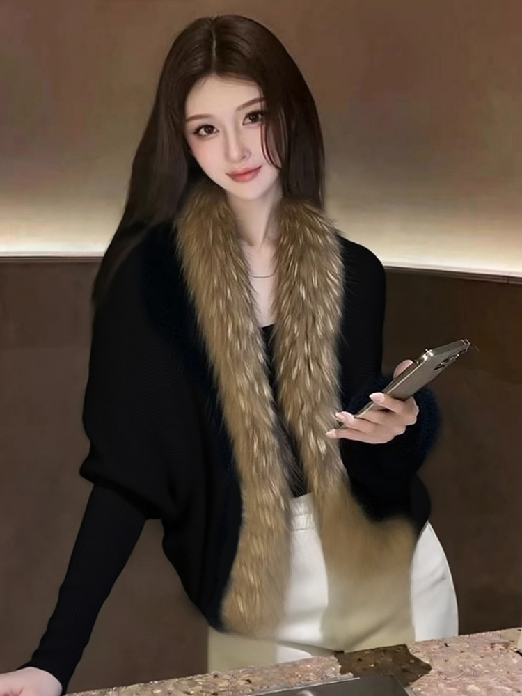 2025新款冬季独特超好看上衣气质高级感巨好看名媛厚款黑色外套女