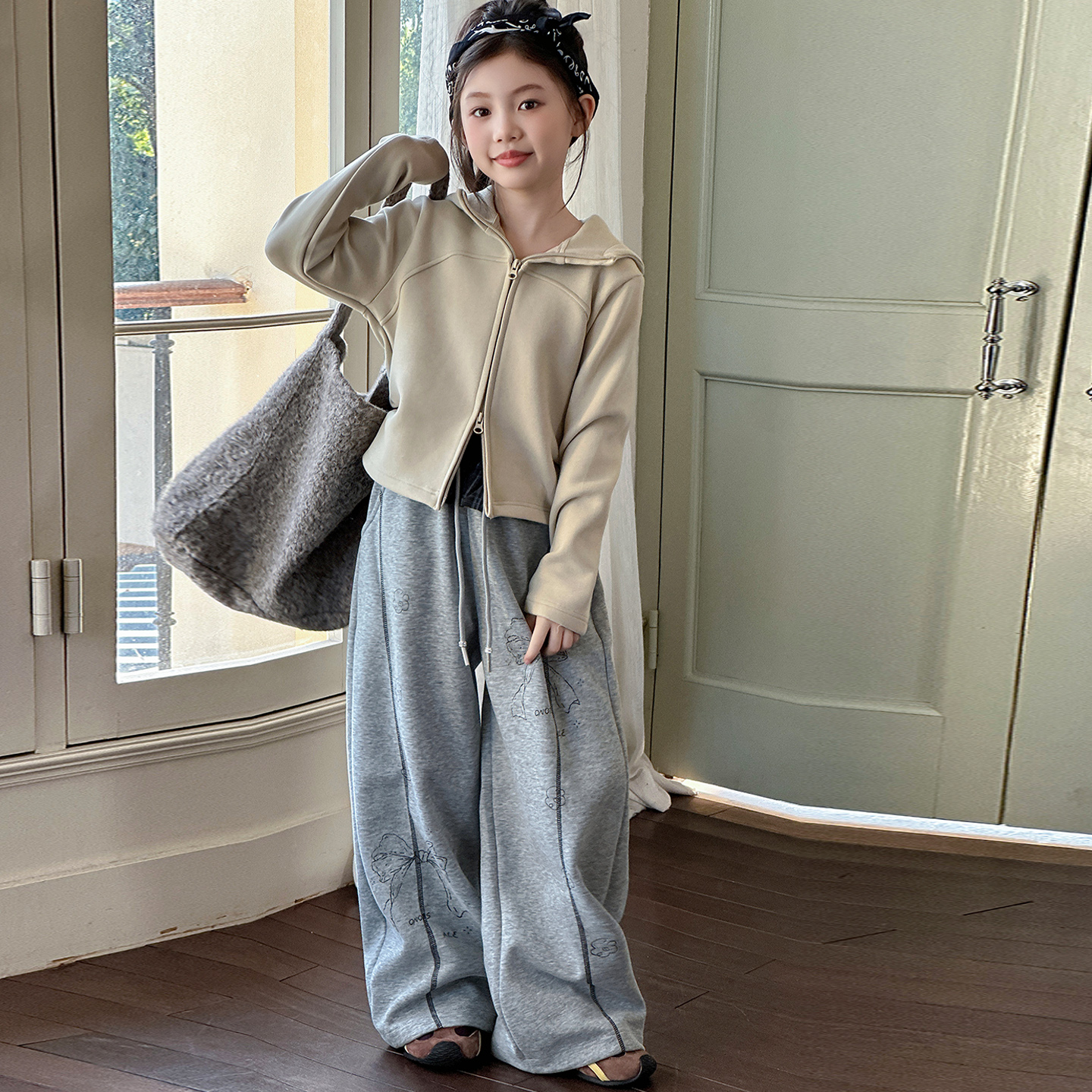 女童春秋款韩版休闲连帽外套中大童小女孩时髦洋气儿童秋装上衣潮