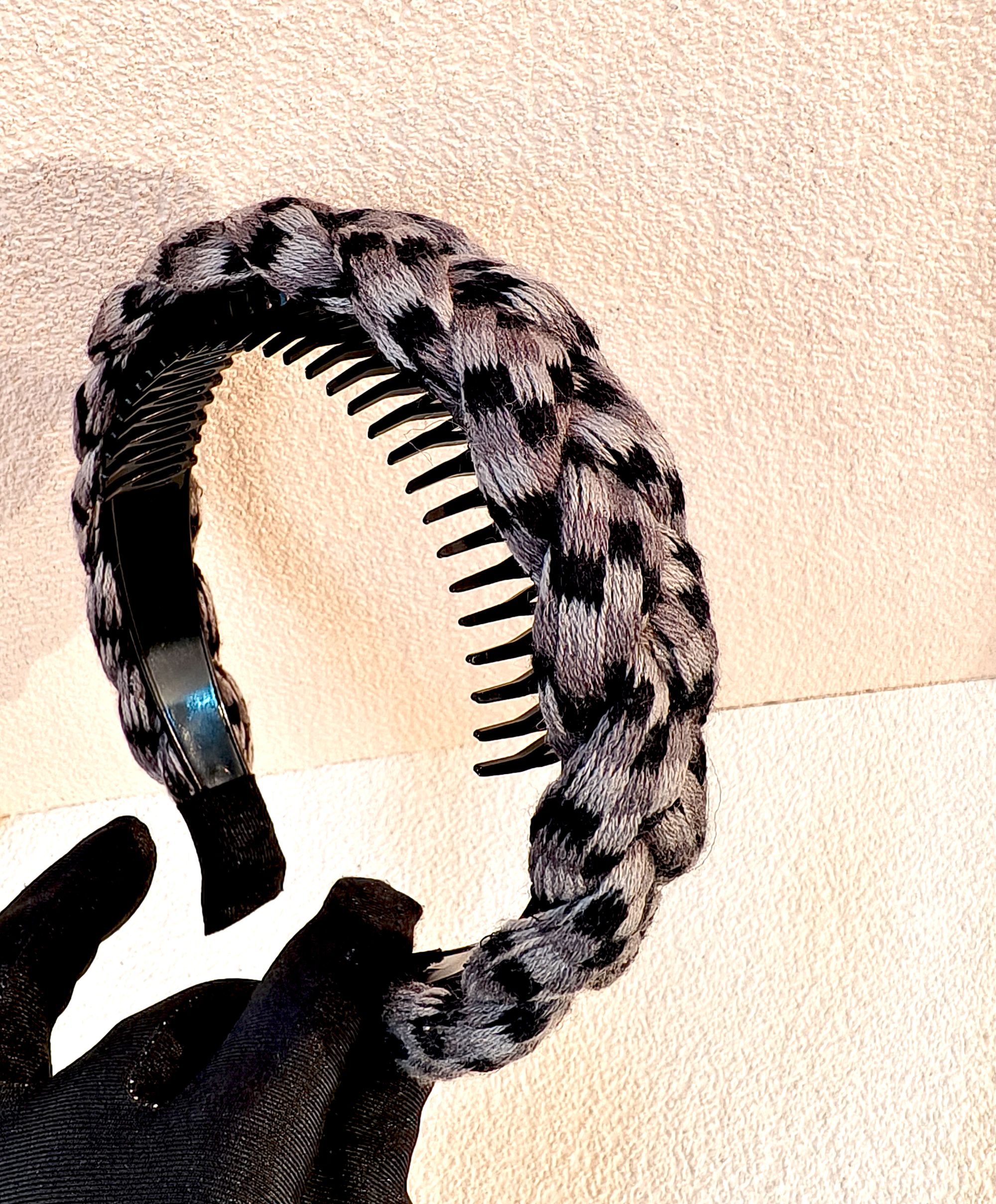 秋冬新款头发少防带齿韩版格纹发箍针织发箍2025爆款洋气高级感