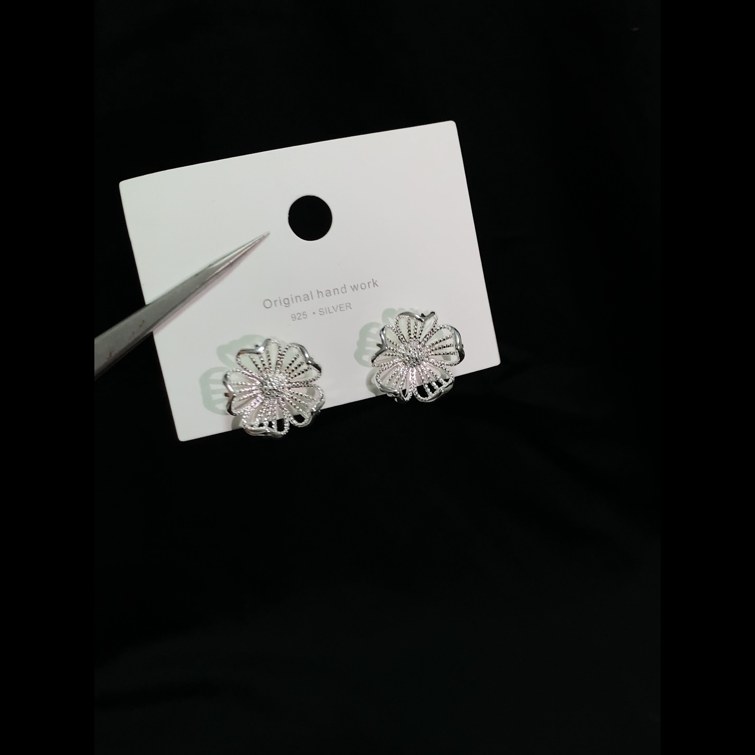 合金耳饰 耳饰轻奢镶嵌小众复古气质法式百搭花朵耳钉手工时尚