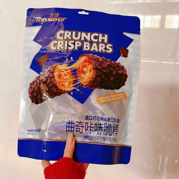金语果仁曲奇咔哧脆棒234g袋装涂层巧克力零食网红办公解馋点心