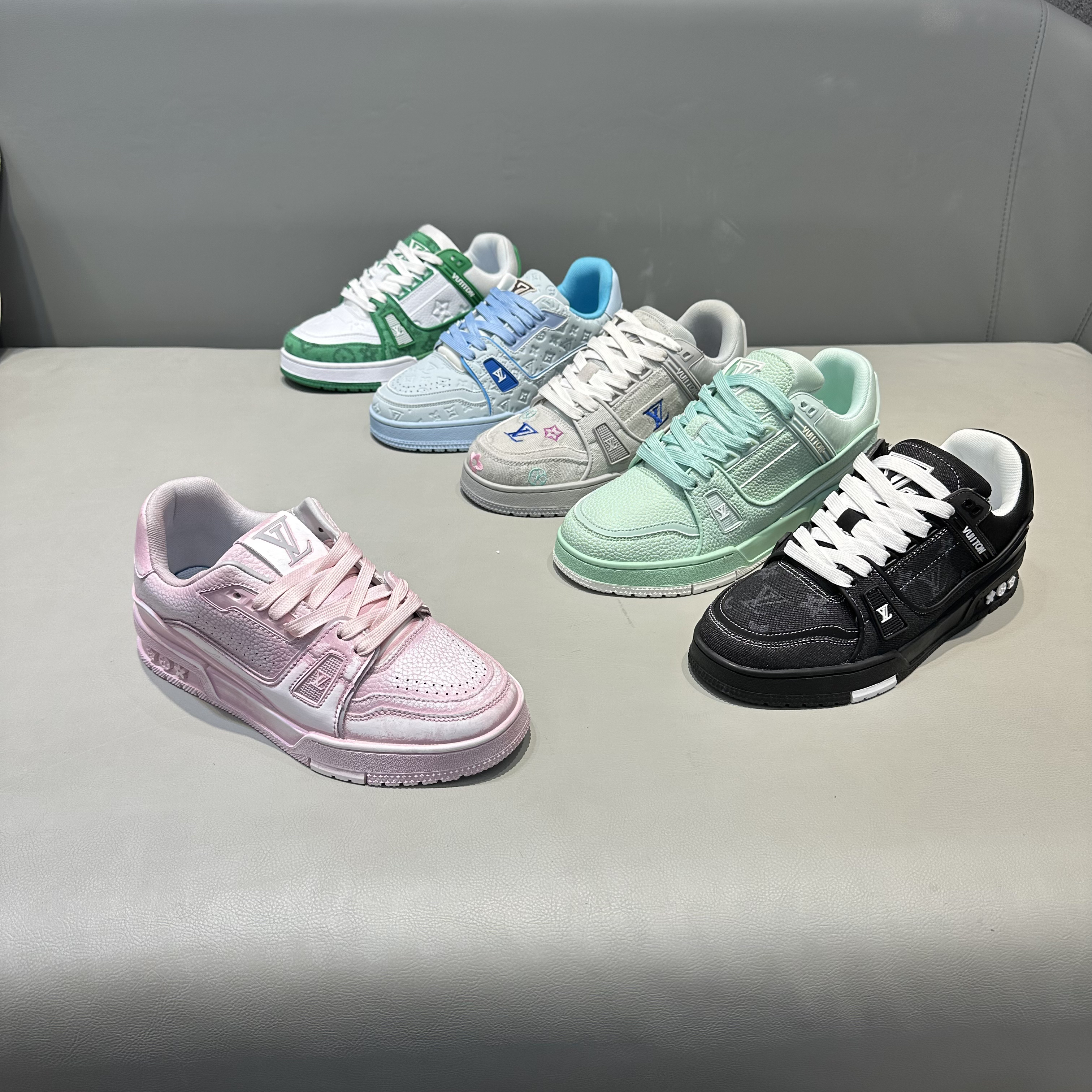 新琉利推荐时尚潮流休闲百搭情侣鞋