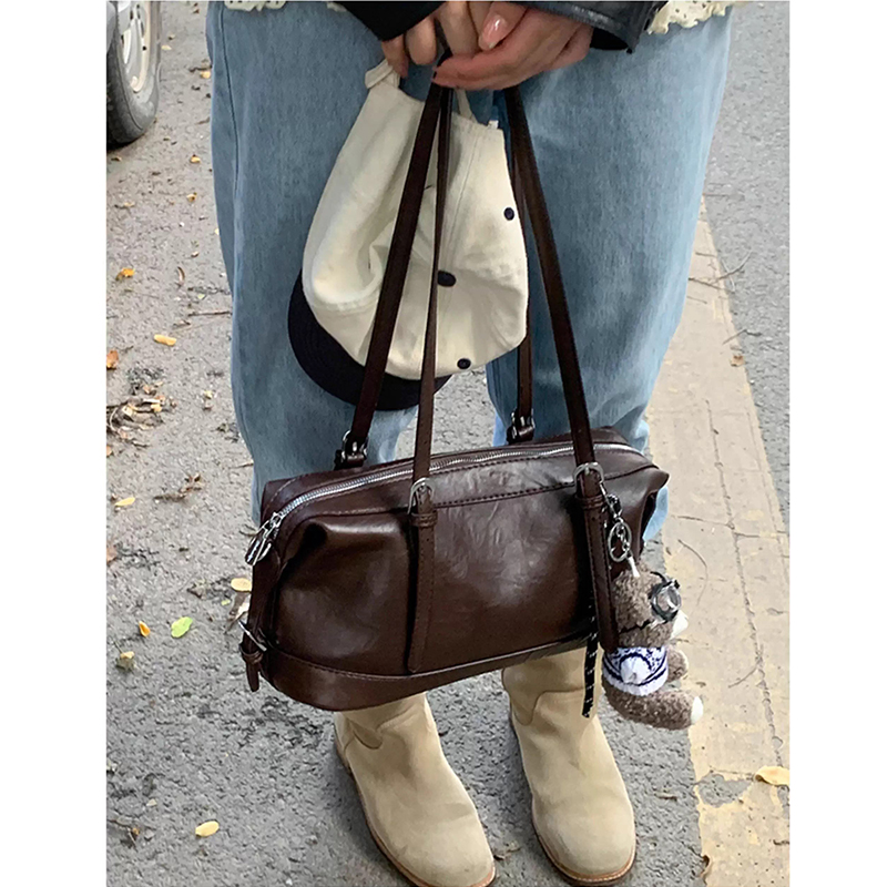 复古小众腋下包包女秋冬2025新款潮高级感手提通勤包大容量托特包