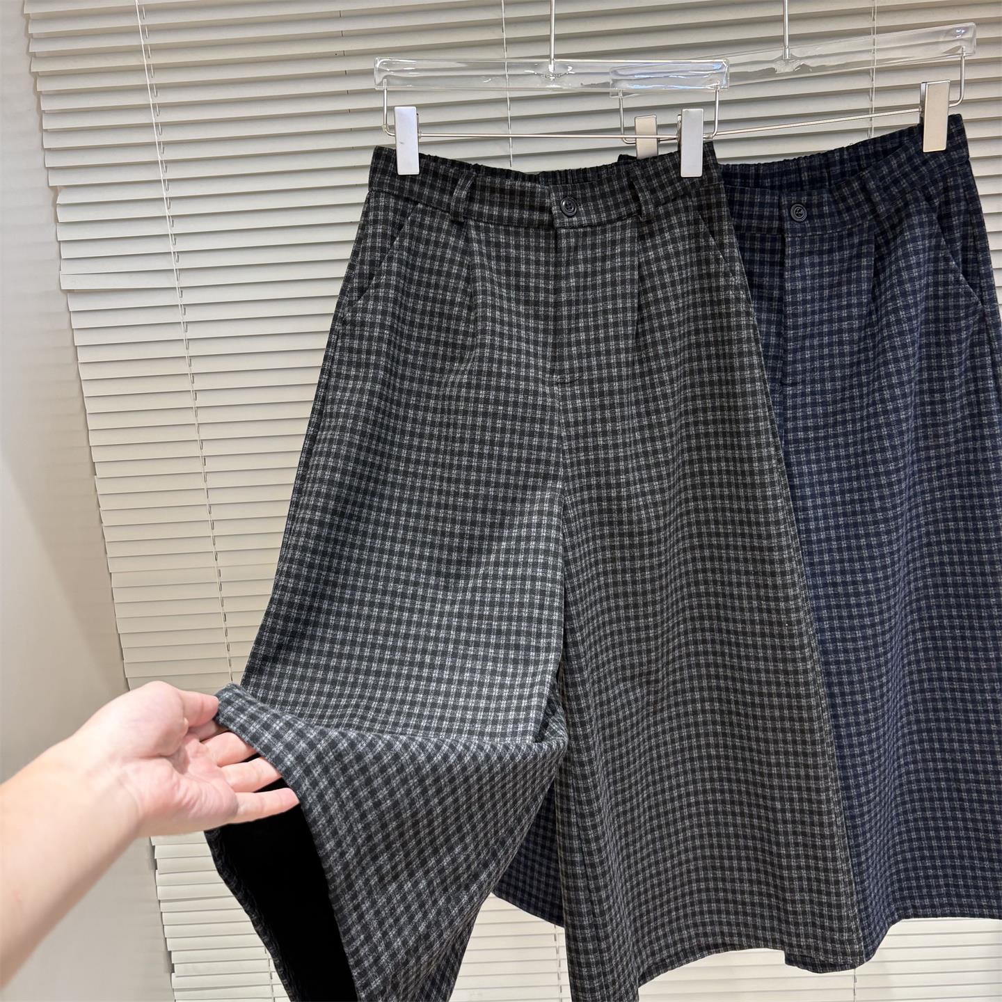 2025秋季新款韩版高腰显瘦格子磨毛阔腿休闲裤女宽松直筒七分裤子