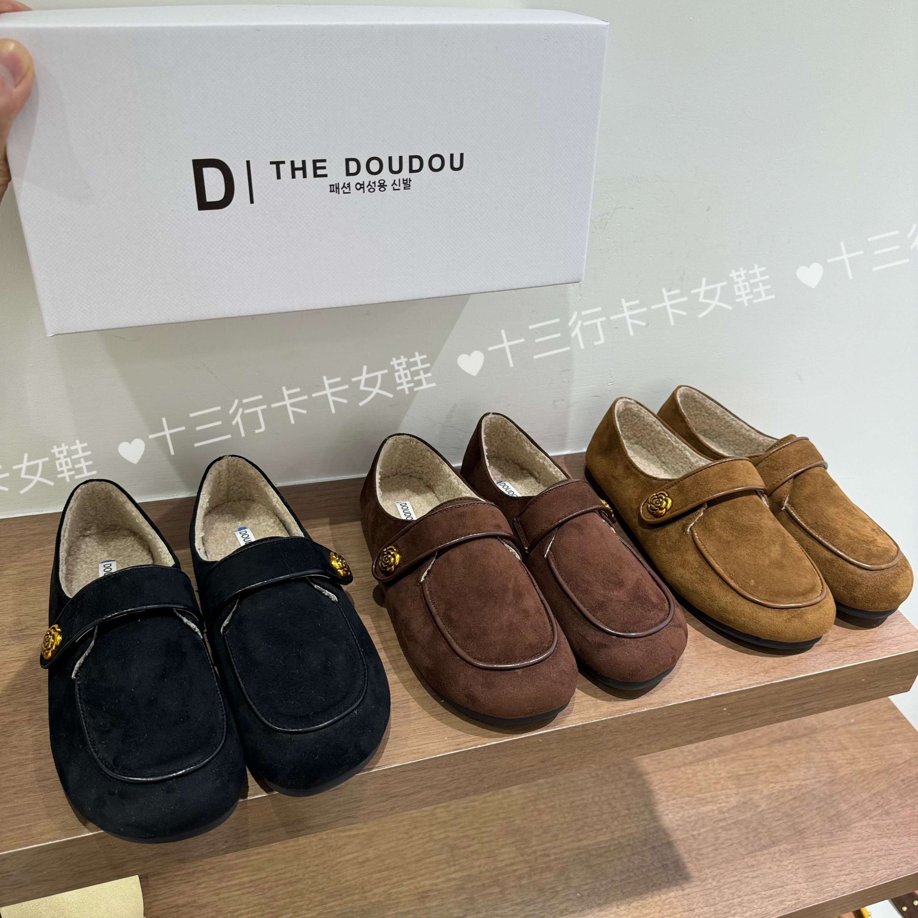 十三行卡卡女鞋 爆款山茶花加绒一字带冬季女鞋厚底保暖玛丽珍鞋