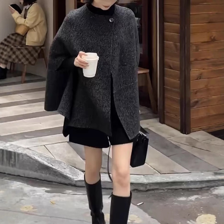 241237大爱美依缘2024秋冬新款毛呢法式不规则显瘦披风斗篷外套女