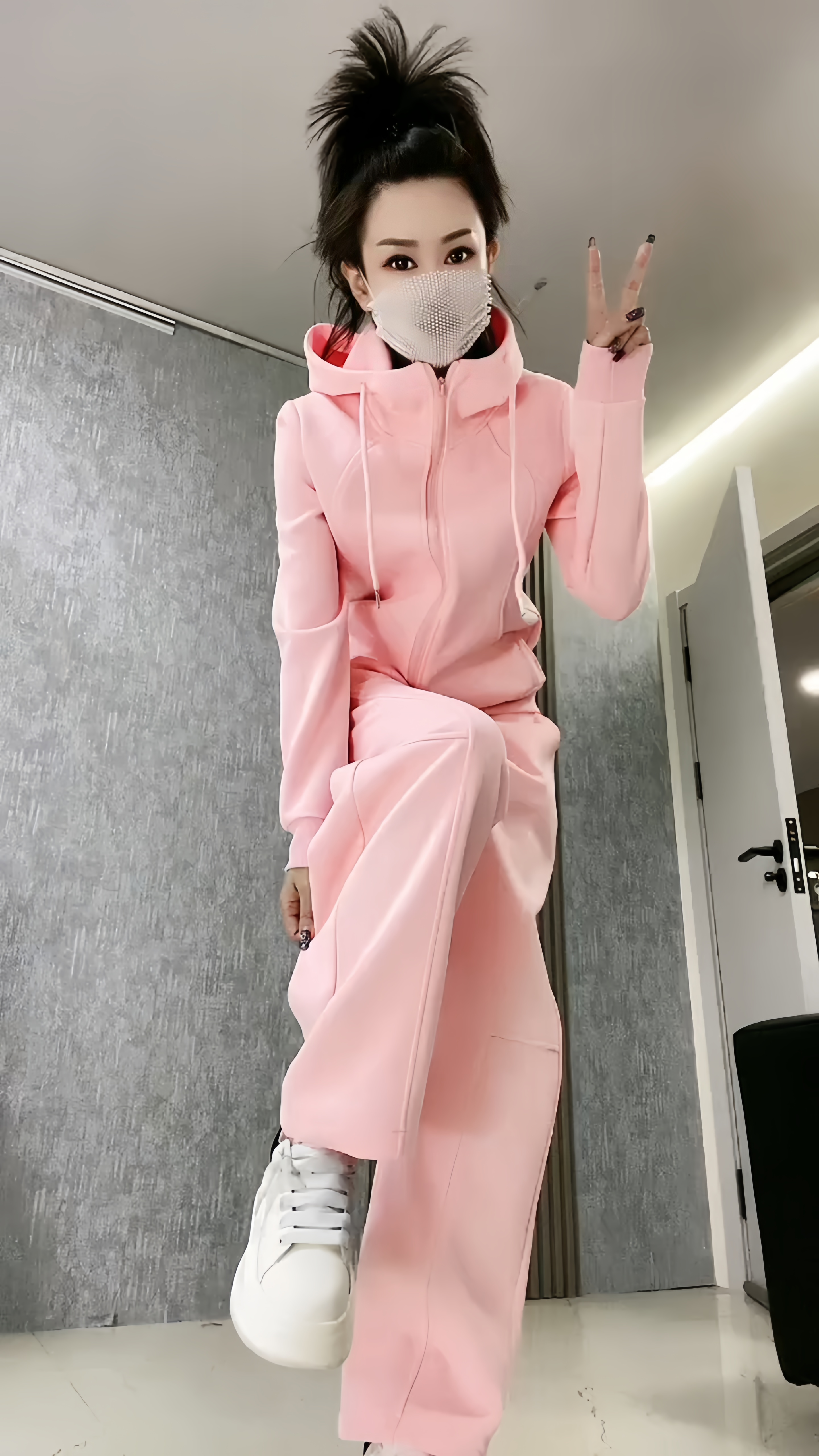 秋季款时尚运动休闲宽松显瘦大码连帽长袖卫衣外套阔腿裤两件套装