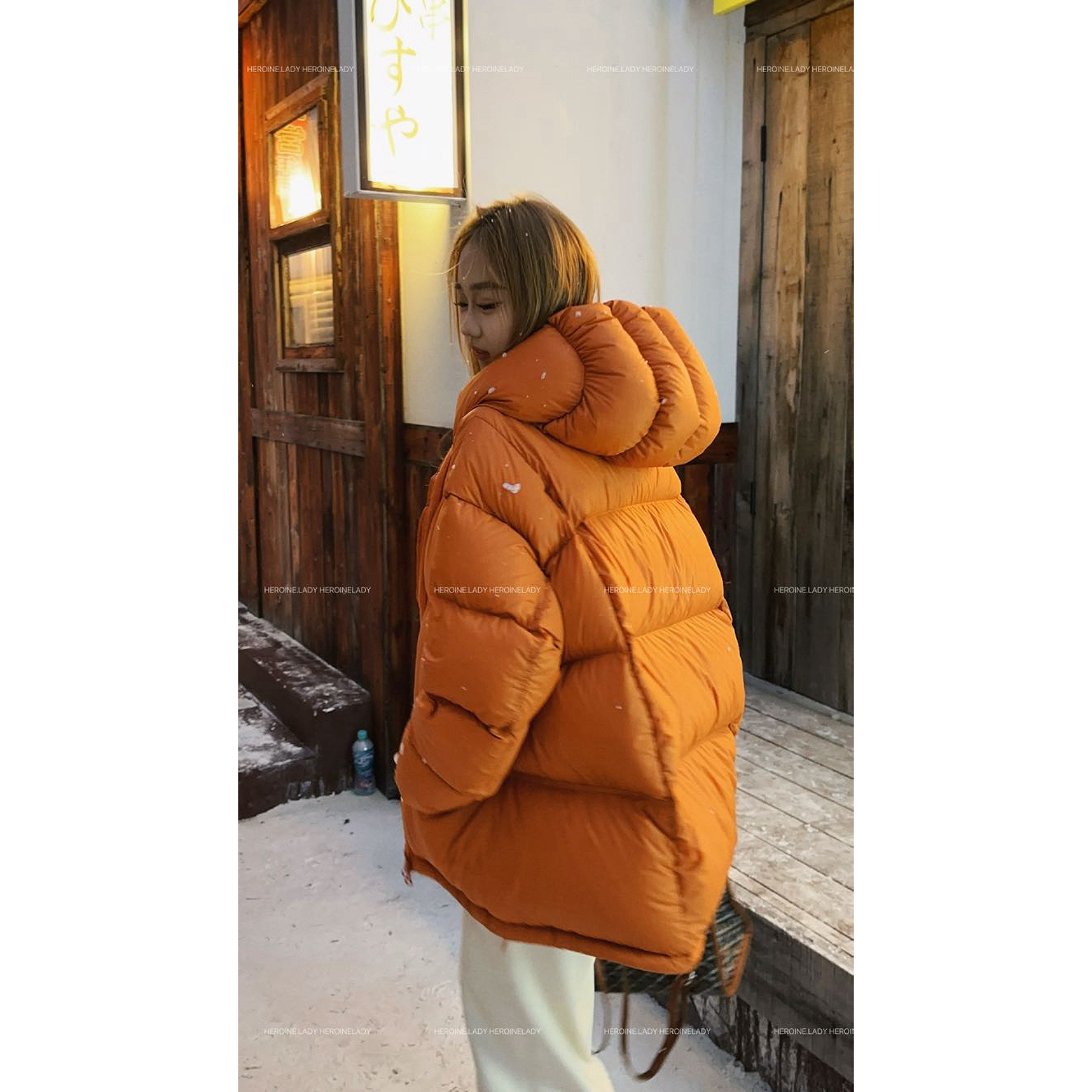 【大蛋糕】HL冬季时尚中长款可溯源新国标95白鸭绒保暖连帽款羽绒服