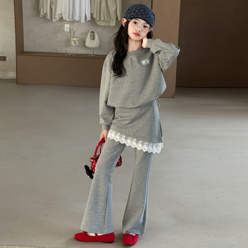 女童韩系穿搭卫衣套装2025秋季新款洋气儿童蕾丝花边喇叭裤巨好看