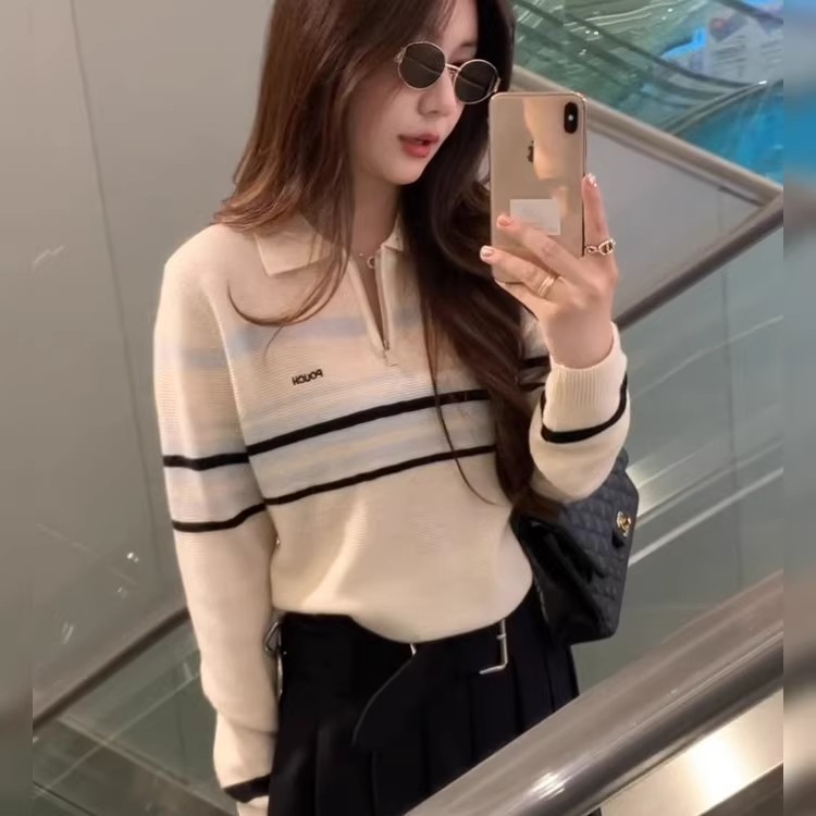 2025新款韩系早秋穿搭小香风上衣高级感超好看的白色polo针织衫女