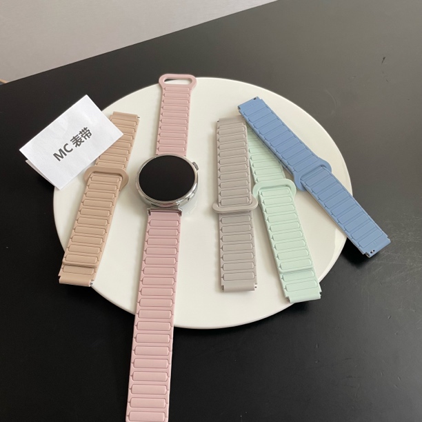MC张婧仪同款适用华为gt6手表gt5gt4表带小米S4硅胶磁吸Oppox2等