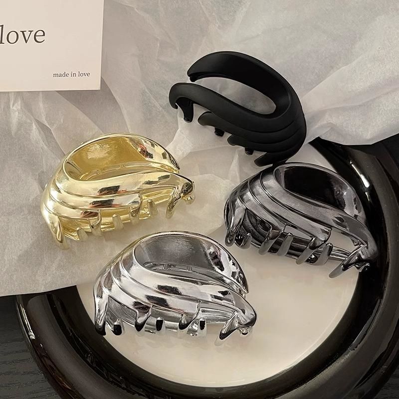 秋季时尚甜酷猫耳抓夹女生秋冬新款塑料亮面发卡后脑勺发抓盘发饰