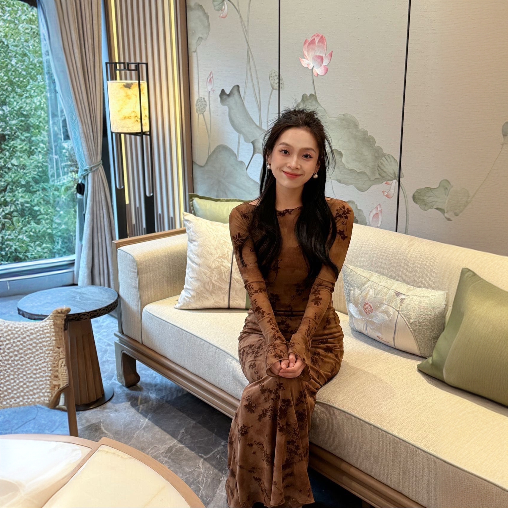 法式复古收腰网纱连衣裙2025早秋新款提花修身显瘦内搭吊带长袖裙