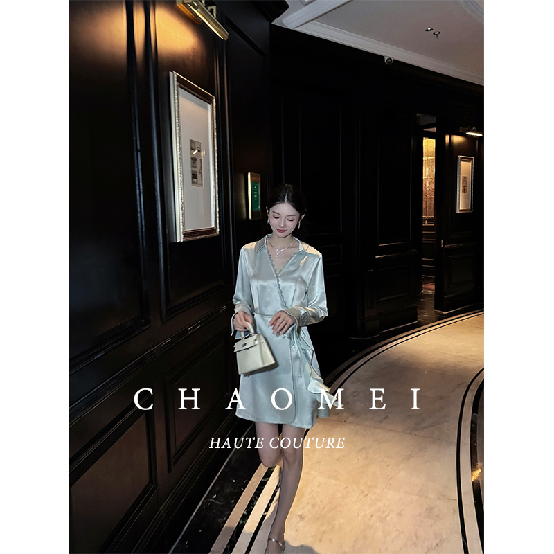 冯（CHAOMEI【白富美】天蓝色醋酸领口花边连衣裙显瘦气质收腰法式