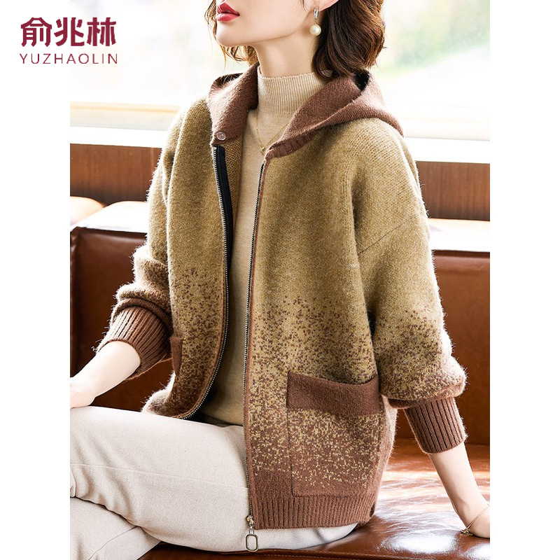 俞兆林新款妈妈秋装针织开衫洋气高贵中老年女装毛衣外套贵夫人连