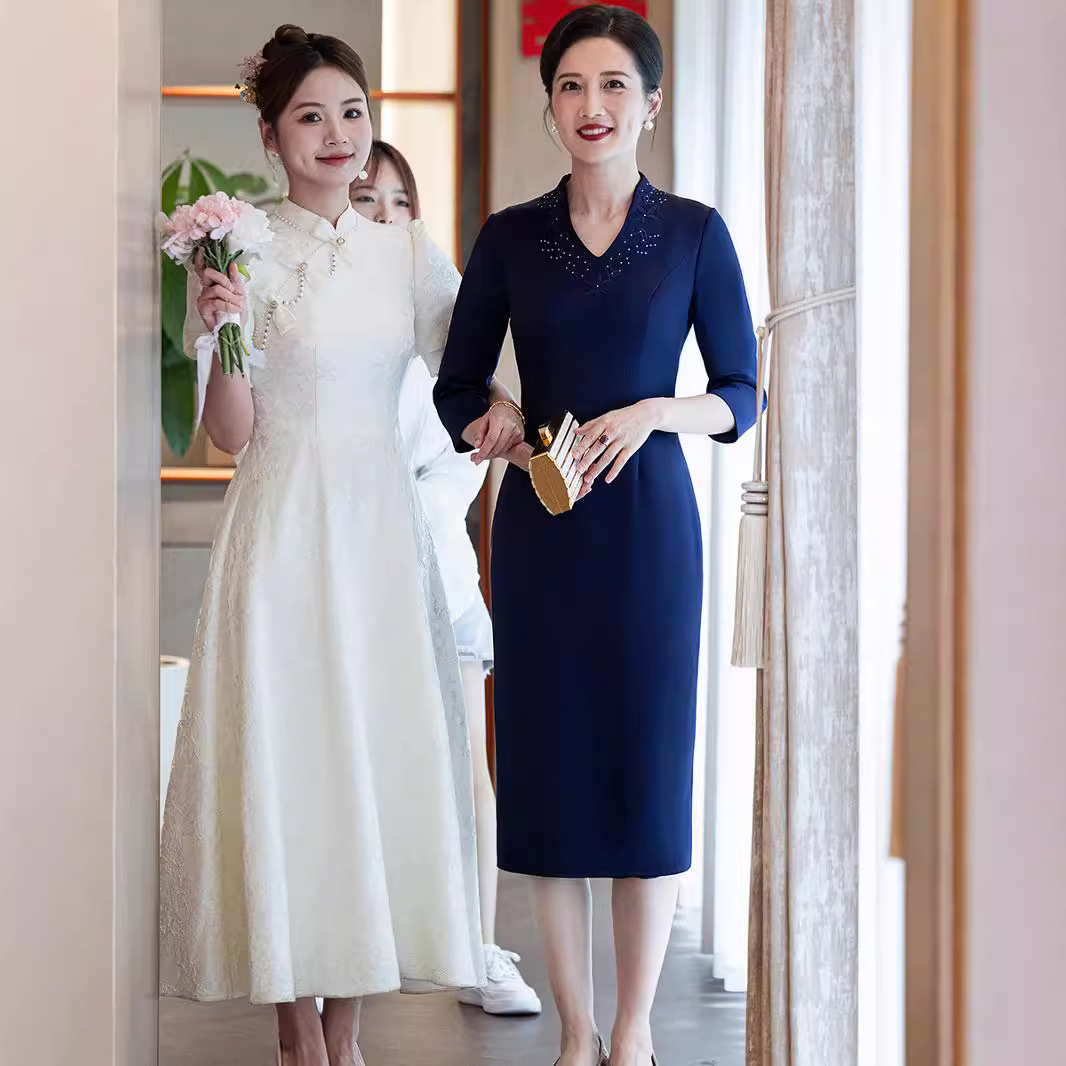 2024新款端喜婆婆婚宴装年轻结婚妈妈婚礼礼服裙直销秋季