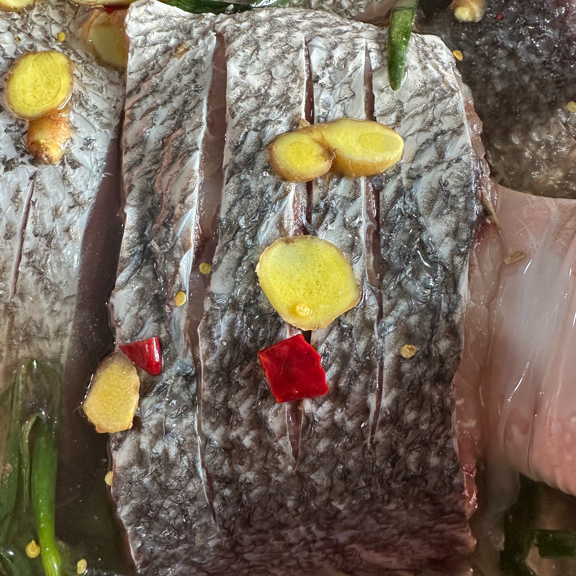 米鱼段 薄盐现腌米鱼段 7-10斤上米鱼切断腌制 微咸 清蒸 顺丰