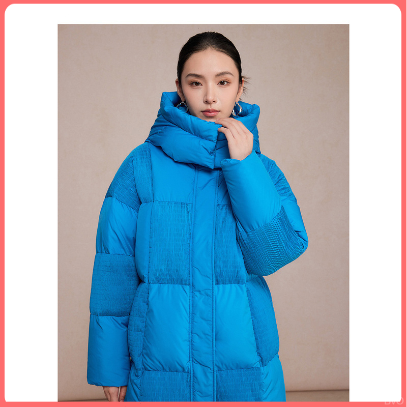 奢美姿克莱因蓝羽绒服2025冬季新款轻盈蓬松保暖防风立领连帽外套