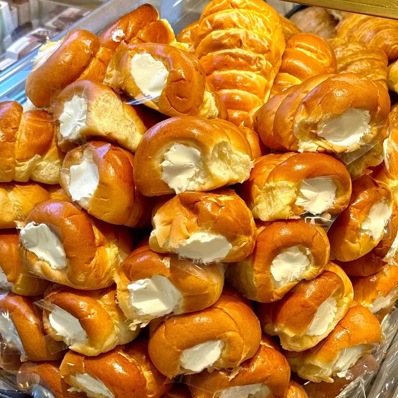 老北京特产北新侨三宝乐面包早餐黄油牛角老奶油面包代购顺丰包邮