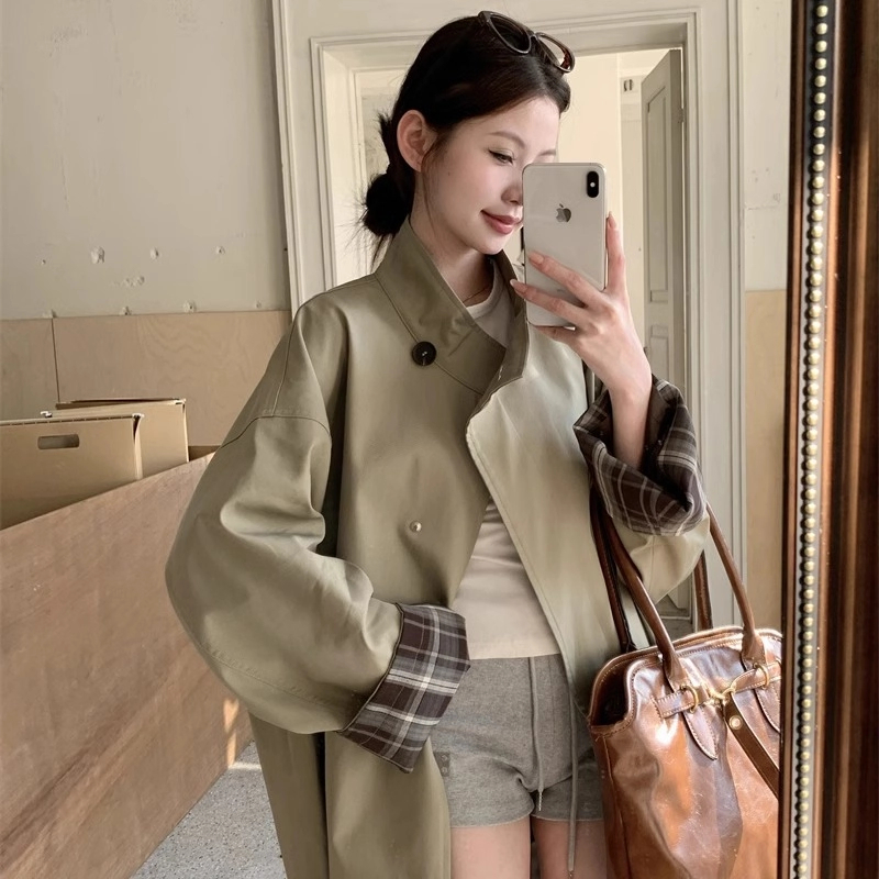 小个子短款2025秋季撞色风衣外套廓形显瘦宽松欧若风大衣